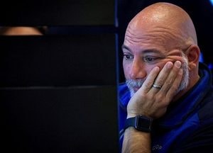 [뉴욕증시] 美 국채금리 급등에 하락 마감… S&P500·나스닥 최고치서 ↓