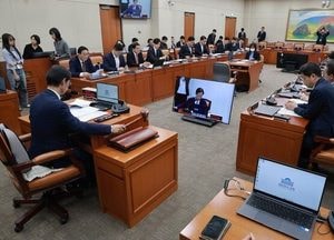 5대 은행장, 국감 증인으로 줄소환…'연쇄 해킹' 사고 추궁
