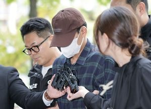 "왜 죽였나" 질문에 침묵...'장모 살해·아내 납치' 20대 구속 기로