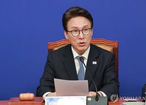 김민석 "조희대 헌법훼손 차고 넘쳐…잘못 바로잡는 모든 방안 검토"