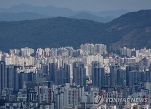 서울 아파트값 2주째 상승폭 확대…강남3구는 약세