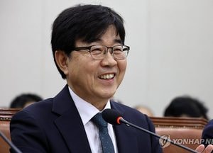 "태도 불성실"...여야, '김어준 처남' 소진공 이사장 난타