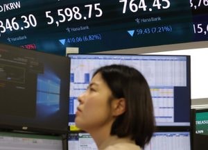 KB증권 "삼성·SK하이닉스 주가 급락은 수급 탓…매수 적기"