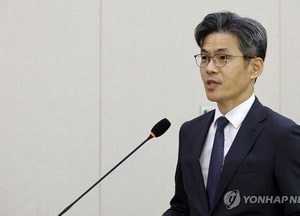 박철우 서울공소청장 "李대통령 사건 공소취소 검토한 적 없어"