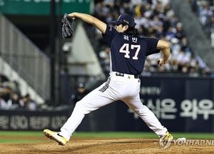 두산 에이스 곽빈, 제13회 최동원상 수상…선정위원 7명중 6명 지지
