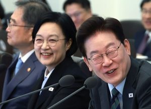 이재명 지지율 33% 무너져 32.6%...부정 66.1% 역대 최고 [여론조사공정]