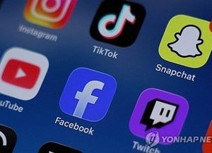 호주, 페북·유튜브 등 5곳 제소 예정…16세미만 SNS 금지법 위반
