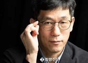 진중권 "추미애, 말실수 아니다...소방관은 세금 흡혈충 인식"
