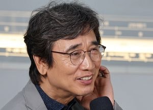 이 대통령 “유시민 처벌 원하지 않는다”…명예훼손 혐의 수사 종결 수순