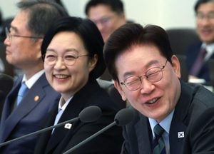 이재명 대통령 지지율 40%…조희대 탄핵 34% 찬성 [한국갤럽]