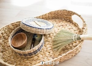 "국민 살림살이 좋아질 것" 20%...향후 1년간 한국 경제 좋아질 것 27%에 불과 [한국갤럽]