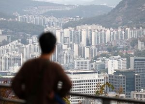 10월 서울 아파트값 0.61% 올라…"상승률 올해 들어 가장 낮아"