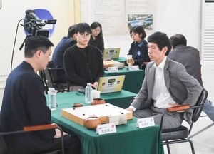 '돌부처' 이창호, 세계 바둑 최초로 2000승 달성