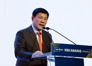 허구연 KBO총재, 사실상 3연임 성공…이사회 단독 후보 추천