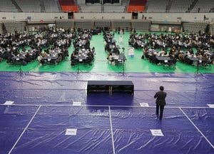 검증 마친 '올공 투표지' 수도권 소재 선관위 창고로 이송