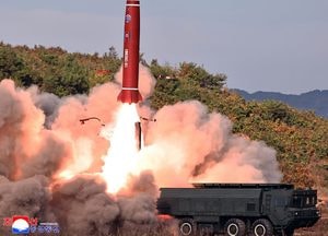 北, 南군사회담 제안 6일만에 '탄도미사일 10여발' 발사