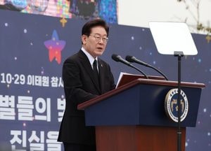 이 대통령 "직접소통이 책무"... 국힘 "SNS 좀 줄이고 귀 열라"